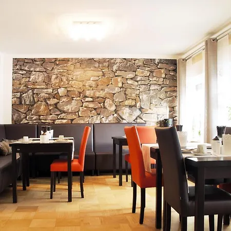 Guest house Park Ambiente Friedberg 3*